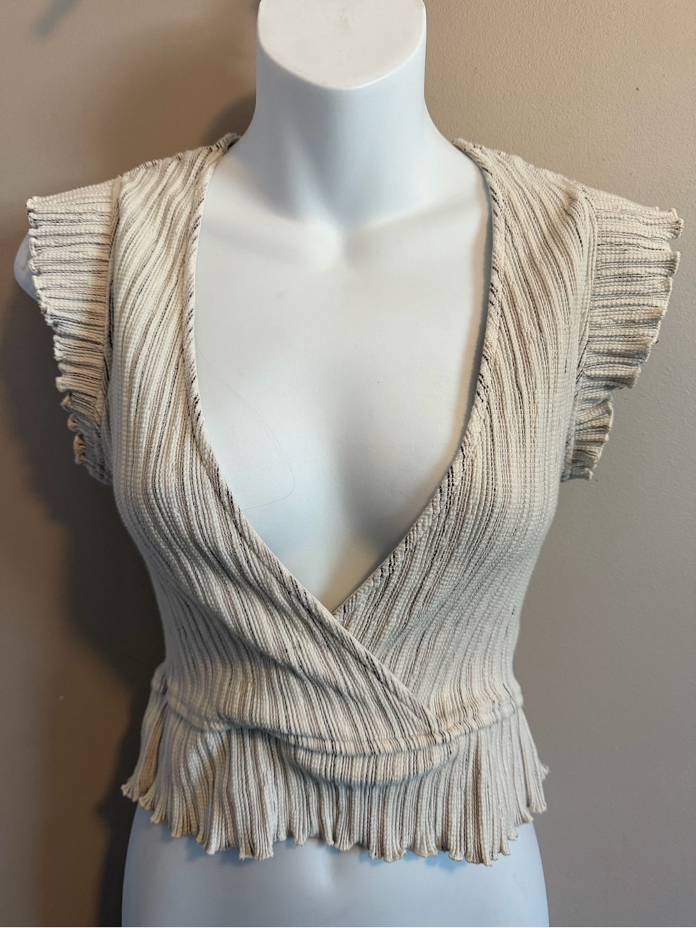 Pull&Bear Striped Wrap Peplum Cap Sleeve knit Top neutral beige Medium